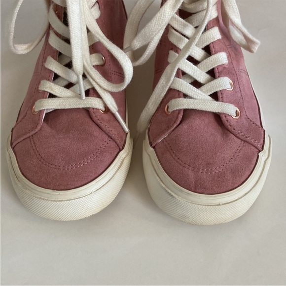 Girls Old Navy High Top Sneakers - Picture 5 of 8